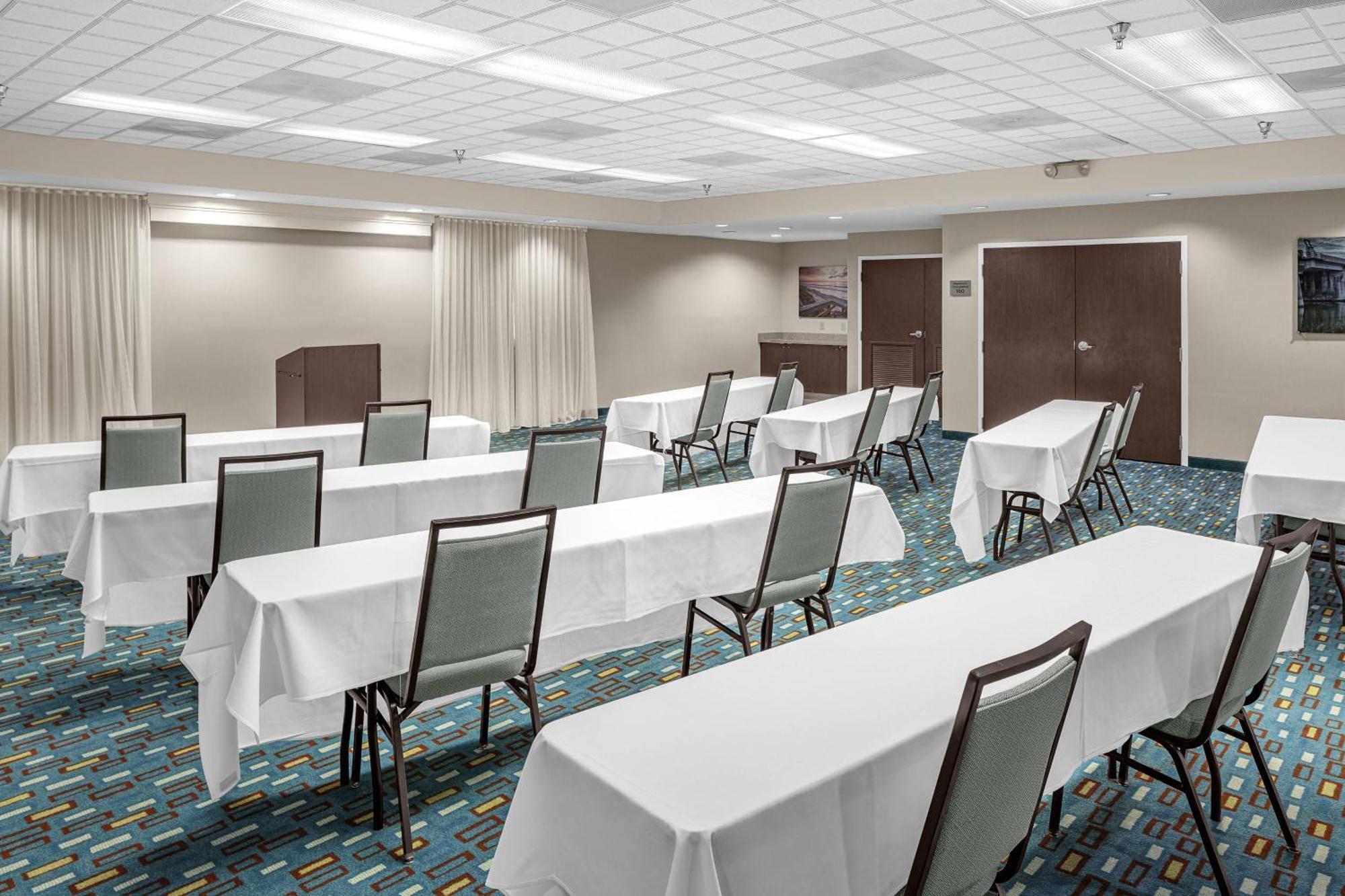 Courtyard By Marriott Wilmington/wrightsville Hotel